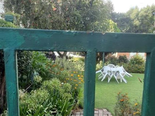 1 Bedroom Garden Cottage in Florida Park