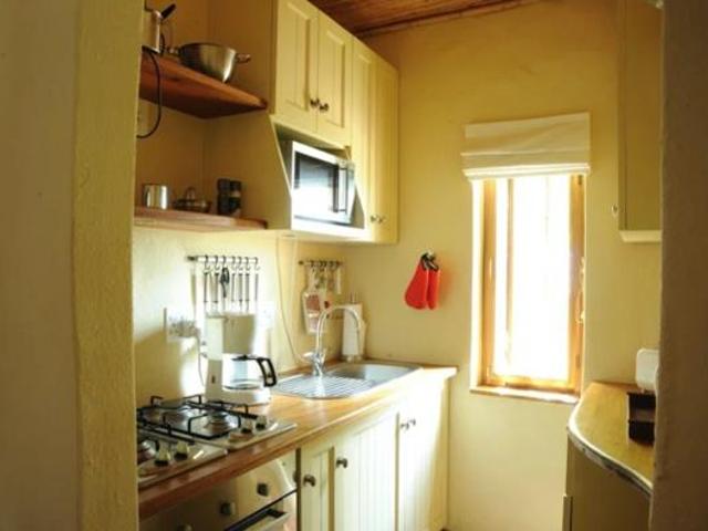 1 Bedroom Garden Cottage in Klein Nederburg