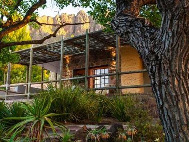 1 Bedroom Garden Cottage in Klein Nederburg