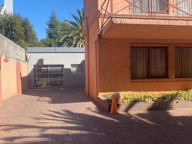 1 Bedroom Garden Cottage in Houghton Estate