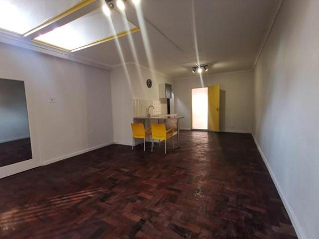 1 Bedroom Garden Cottage in Houghton Estate
