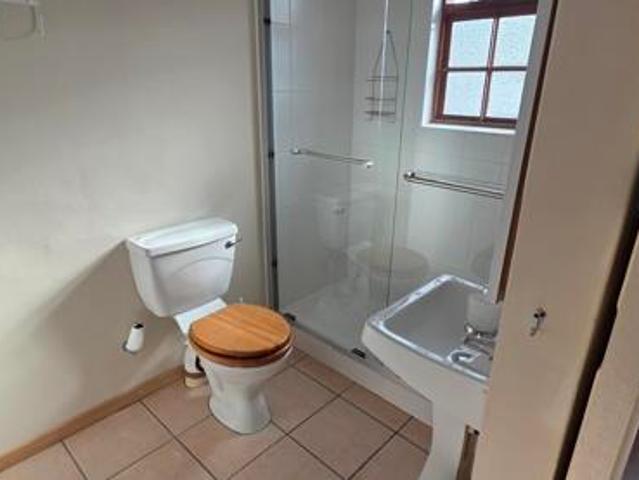 1 Bedroom Garden Cottage in Hout Bay Central