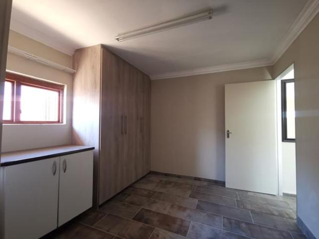 1 Bedroom Garden Cottage in Horison