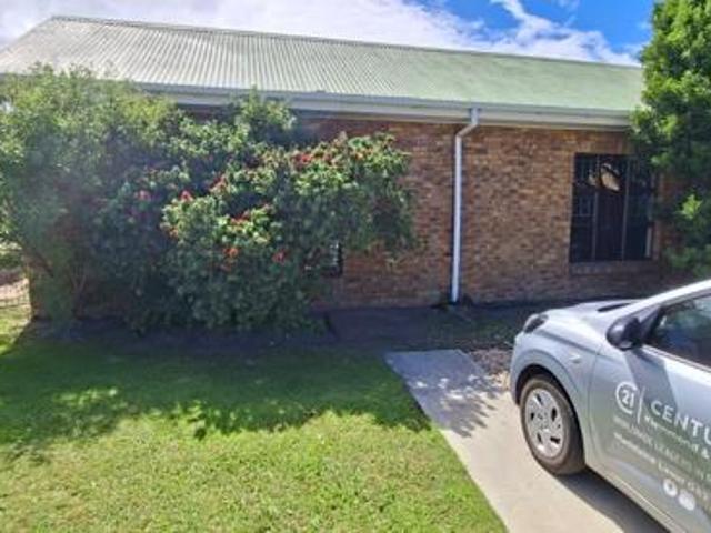 1 Bedroom Garden Cottage in Heuningkloof