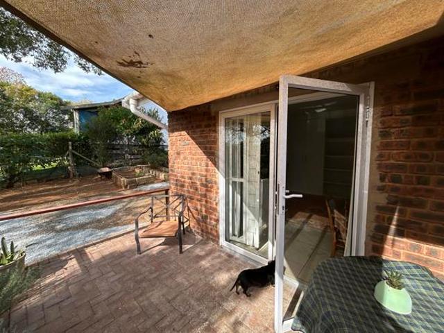 1 Bedroom Garden Cottage in Hilton