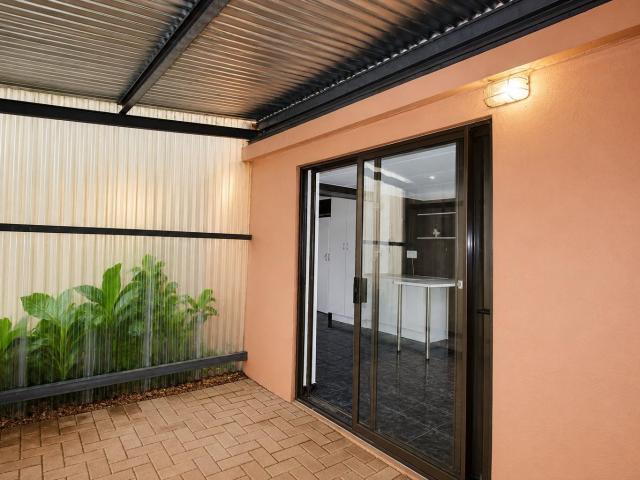 1 Bedroom Garden Cottage in Hurlyvale