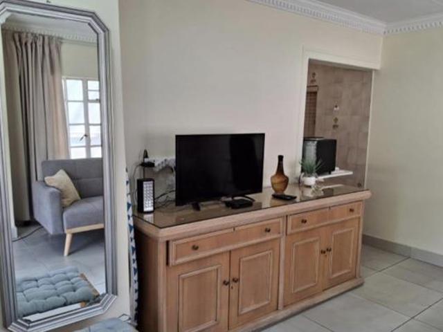 1 Bedroom Garden Cottage in Illovo