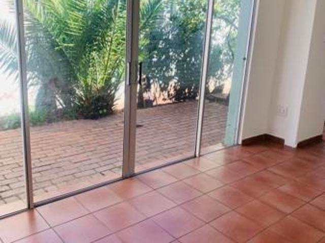 1 Bedroom Garden Cottage in Orange Grove