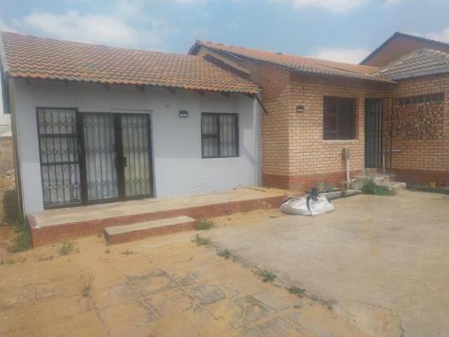 1 Bedroom Garden Cottage in Ormonde