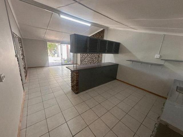 1 Bedroom Garden Cottage in Oudtshoorn