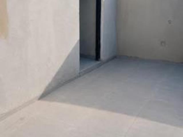 1 Bedroom Garden Cottage in Lombardy East