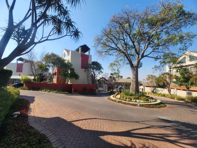 1 Bedroom Garden Cottage in Lonehill