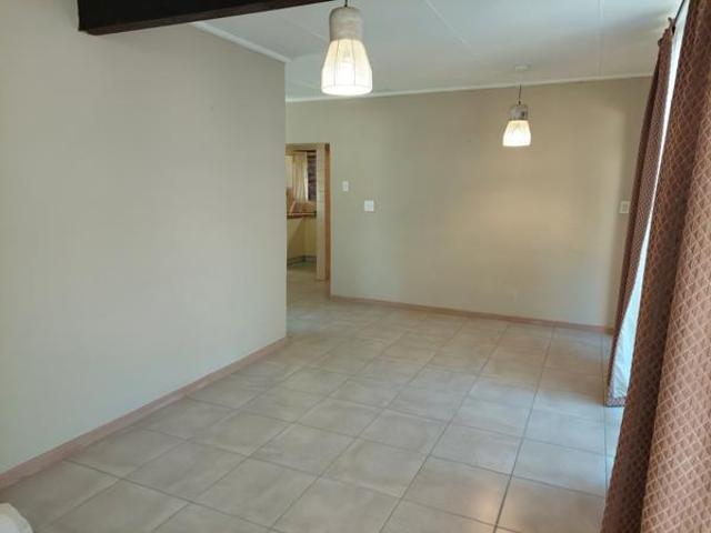 1 Bedroom Garden Cottage in Lynnwood Ridge
