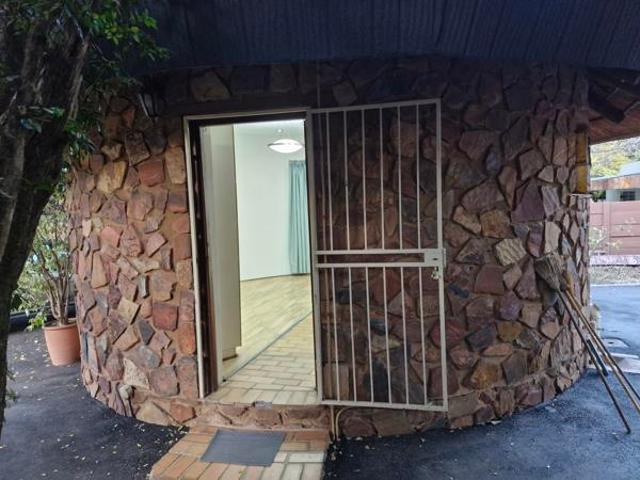 1 Bedroom Garden Cottage in Lynnwood Ridge