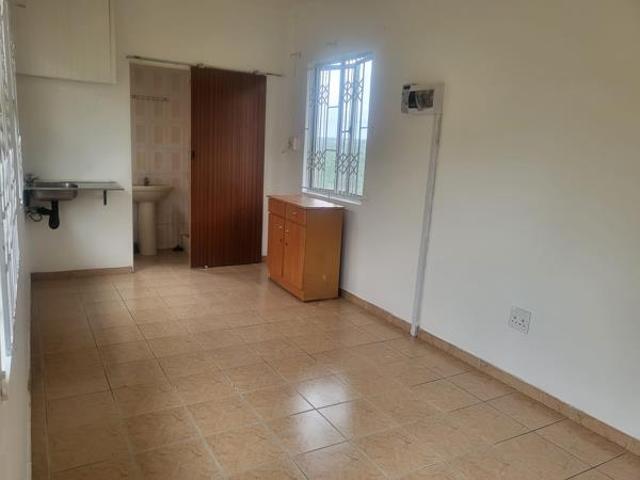1 Bedroom Garden Cottage in Mount Vernon