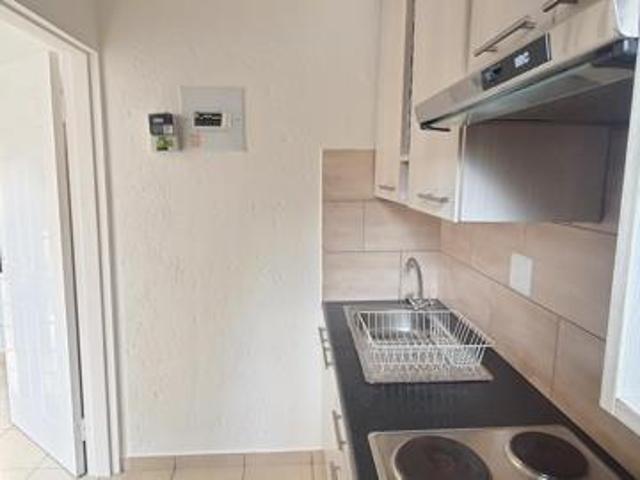 1 Bedroom Garden Cottage in Morningside Manor
