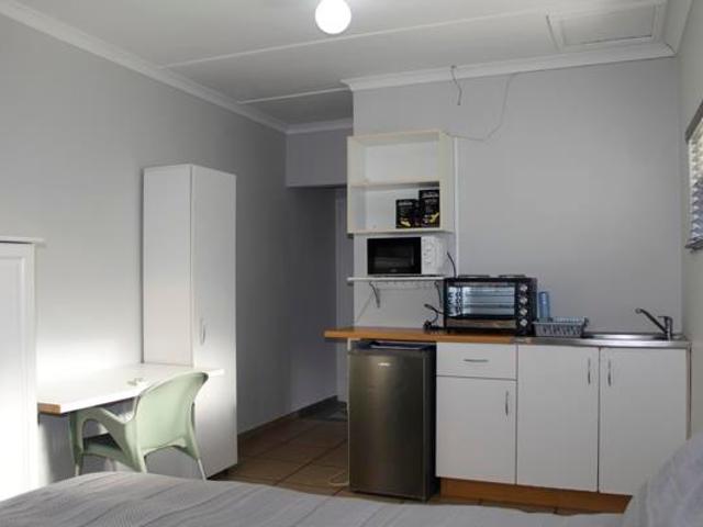 1 Bedroom Garden Cottage in Meer En See