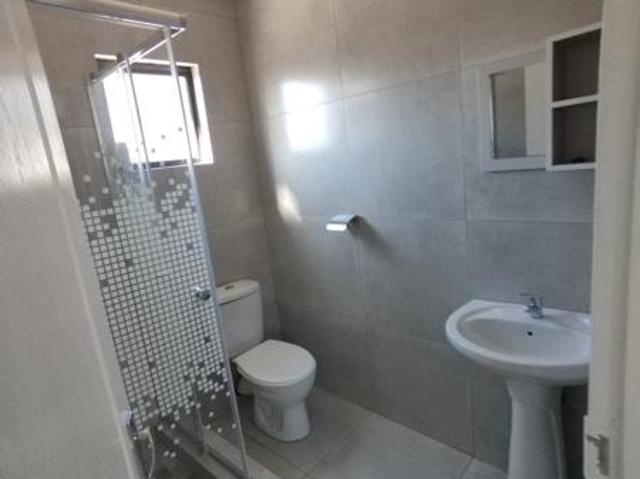 1 Bedroom Garden Cottage in Noordwyk