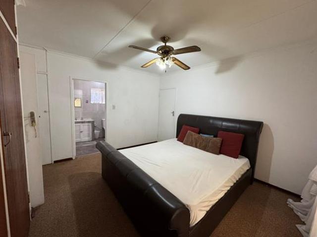 1 Bedroom Garden Cottage in Norkem Park