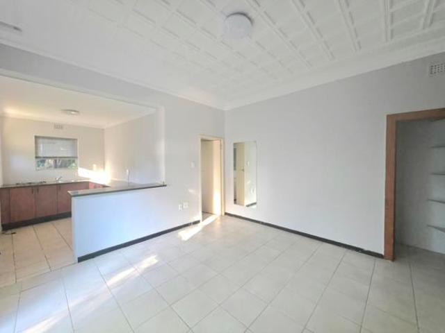 1 Bedroom Garden Cottage in Norwood