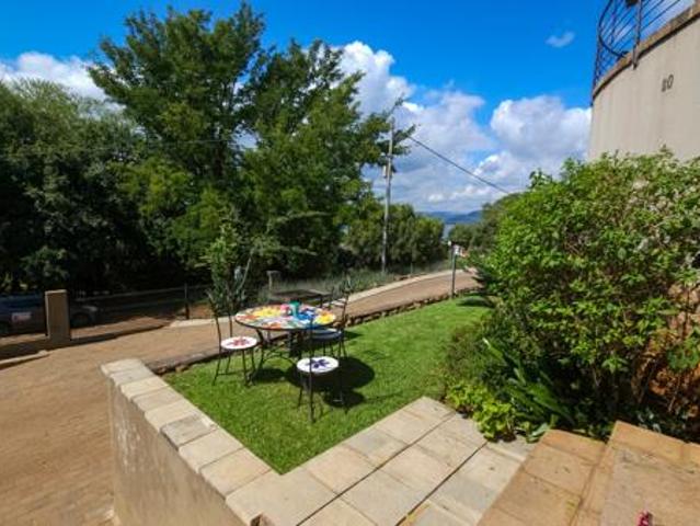 1 Bedroom Garden Cottage in Schoemansville