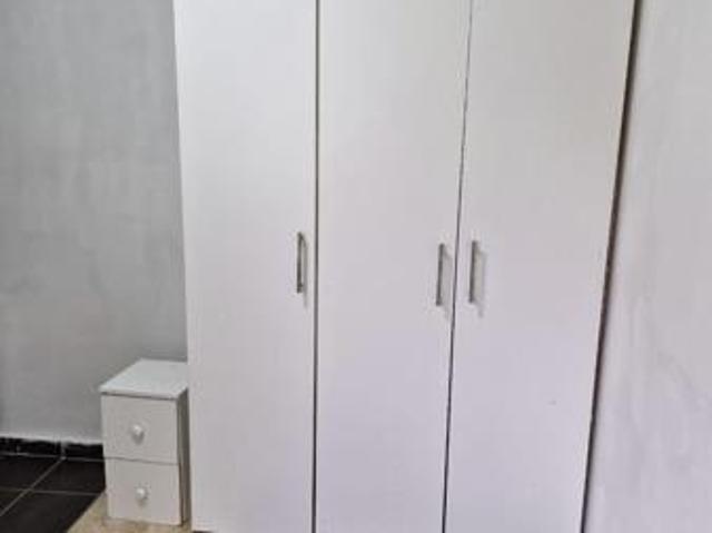 1 Bedroom Garden Cottage in Sea View