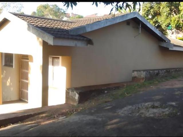 1 Bedroom Garden Cottage in Shallcross
