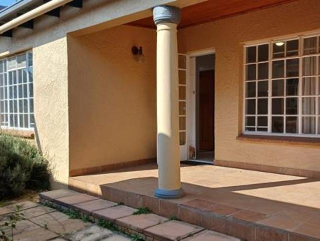 1 Bedroom Garden Cottage in Paulshof