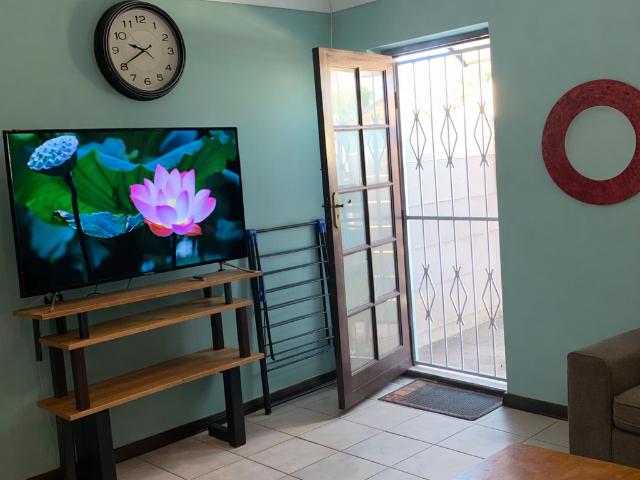 1 Bedroom Garden Cottage in Parklands