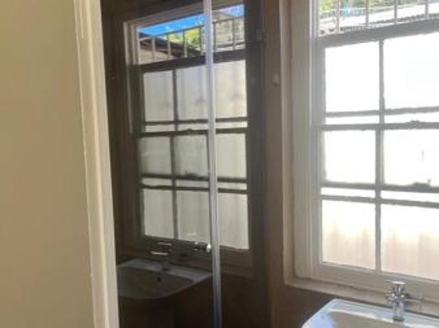 1 Bedroom Garden Cottage in Parktown