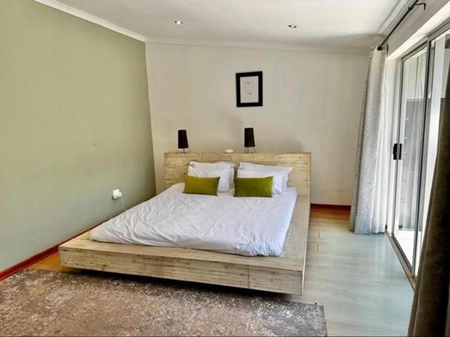 1 Bedroom Garden Cottage in Parkwood