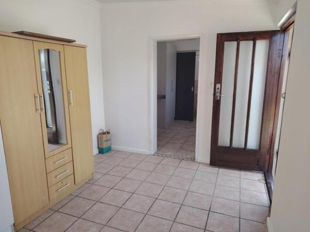 1 Bedroom Garden Cottage in Parow Central