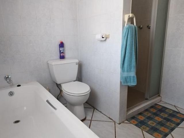 1 Bedroom Garden Cottage in Petersfield