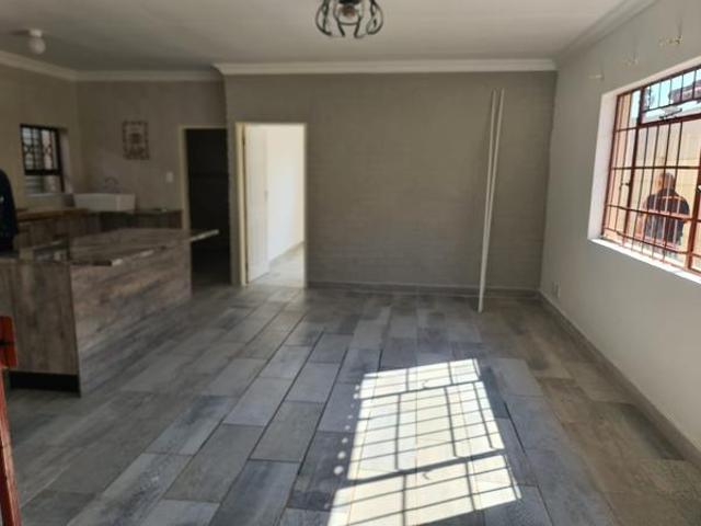 1 Bedroom Garden Cottage in Pretoria North