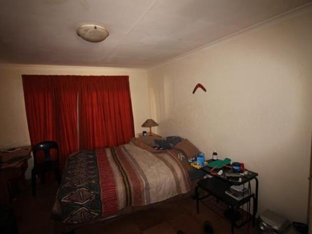 1 Bedroom Garden Cottage in Primrose