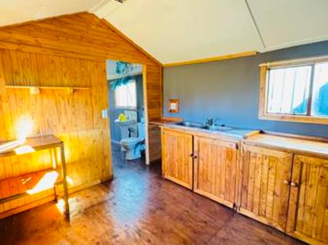1 Bedroom Garden Cottage in Quaggafontein SH