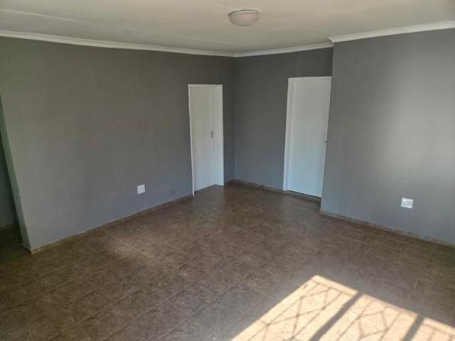 1 Bedroom Garden Cottage in Quellerina