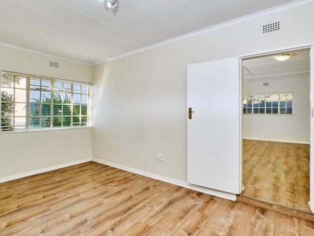 1 Bedroom Garden Cottage in Randpark