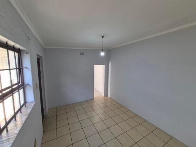 1 Bedroom Garden Cottage in Rylands