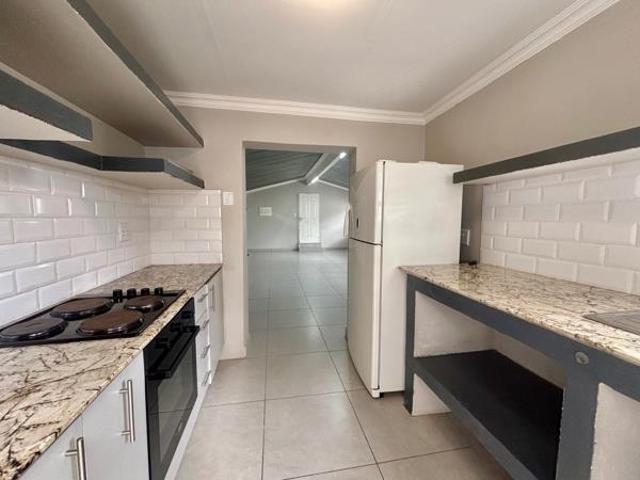 1 Bedroom Garden Cottage in Waterkloof