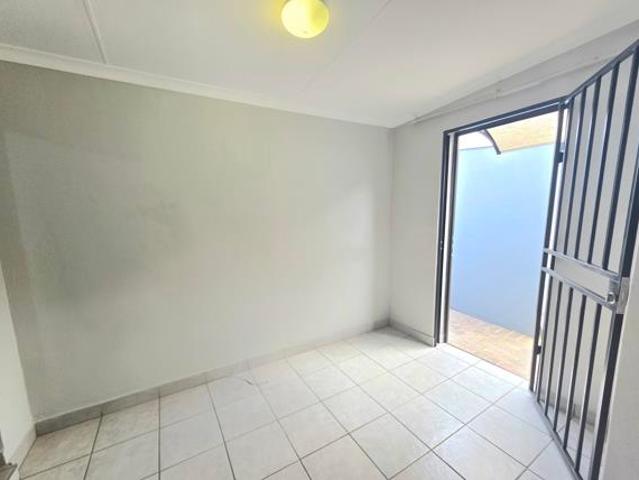 1 Bedroom Garden Cottage in Waverley