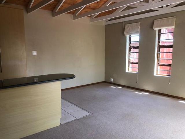1 Bedroom Garden Cottage in Walmer Heights