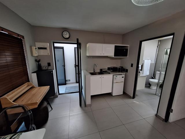 1 Bedroom Garden Cottage in Welgedacht