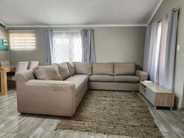 1 Bedroom Garden Cottage in Westbrook