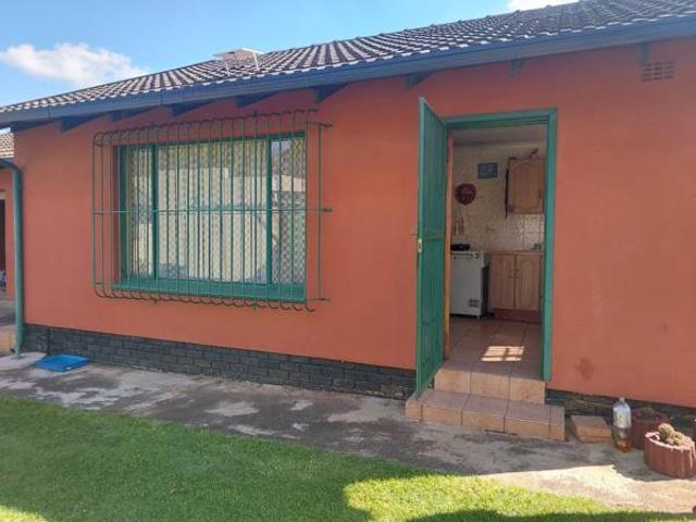 1 Bedroom Garden Cottage in Witfield