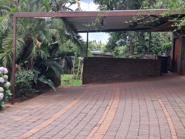 1 Bedroom Garden Cottage in Wilro Park