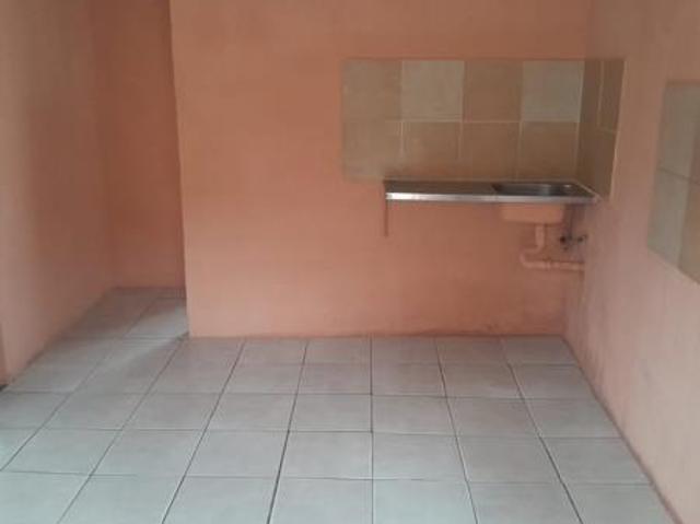 1 Bedroom Garden Cottage in Trenance Park