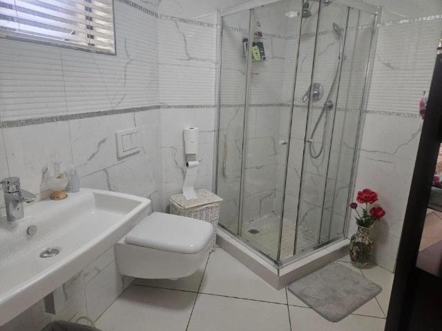 1 Bedroom Garden Cottage To Let in Dowerglen Ext 3