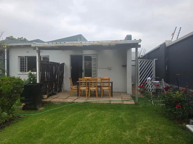 1 Bedroom Garden Cottage To Let in Fourways