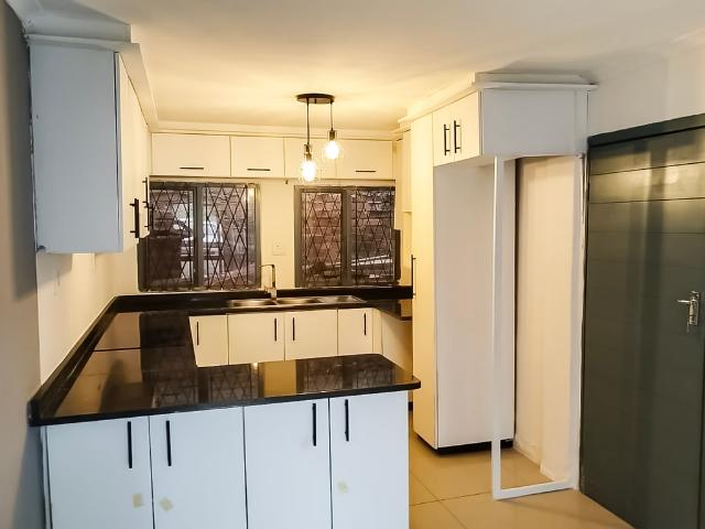 1 Bedroom Garden Cottage To Let in Sydenham